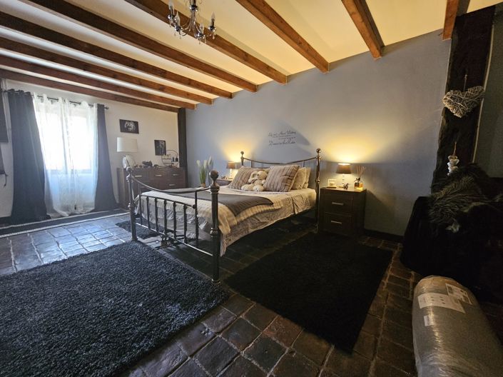Image No.6-3 Bed Farmhouse for sale