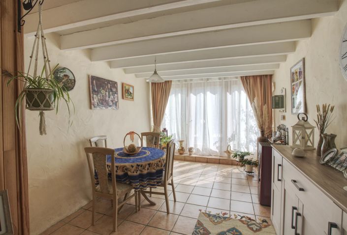 Image No.6-3 Bed House for sale