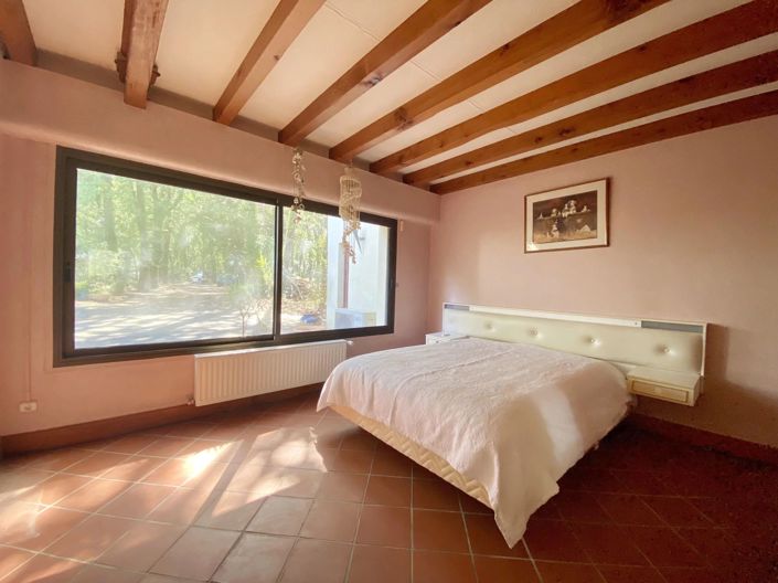 Image No.10-4 Bed House for sale