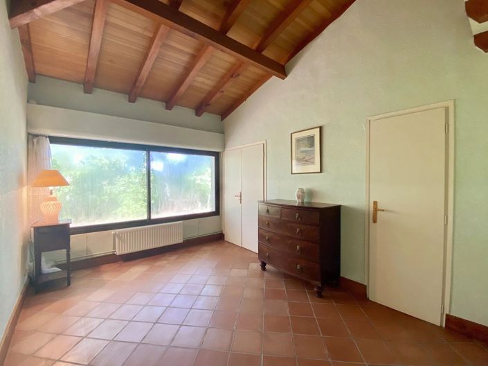 Image No.11-4 Bed House for sale