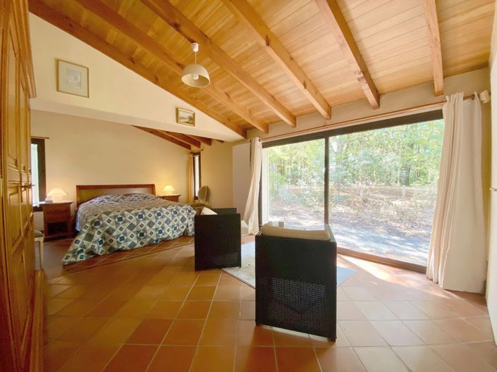 Image No.4-4 Bed House for sale