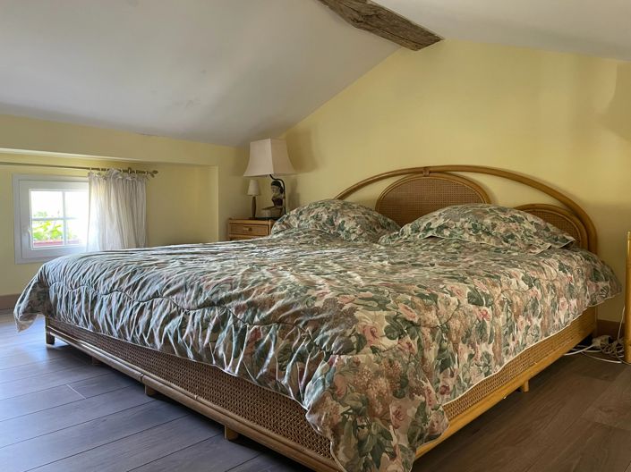 Image No.8-4 Bed Village House for sale