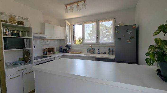 Image No.4-3 Bed Village House for sale