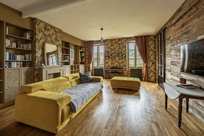 Image No.2-4 Bed House for sale