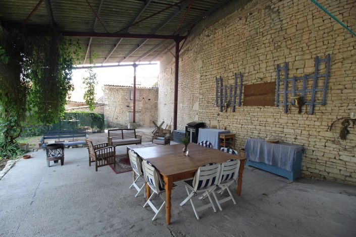 Image No.12-3 Bed House for sale