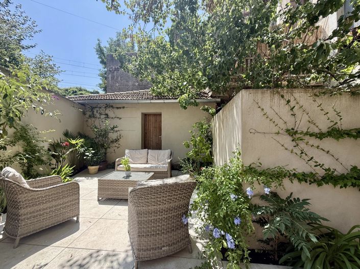 Image No.2-5 Bed House for sale