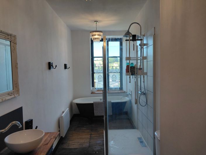 Image No.12-6 Bed House for sale