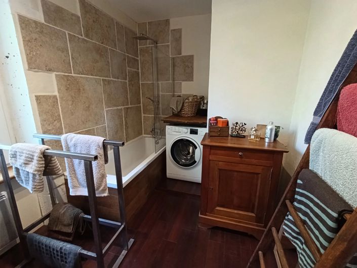 Image No.14-3 Bed House for sale