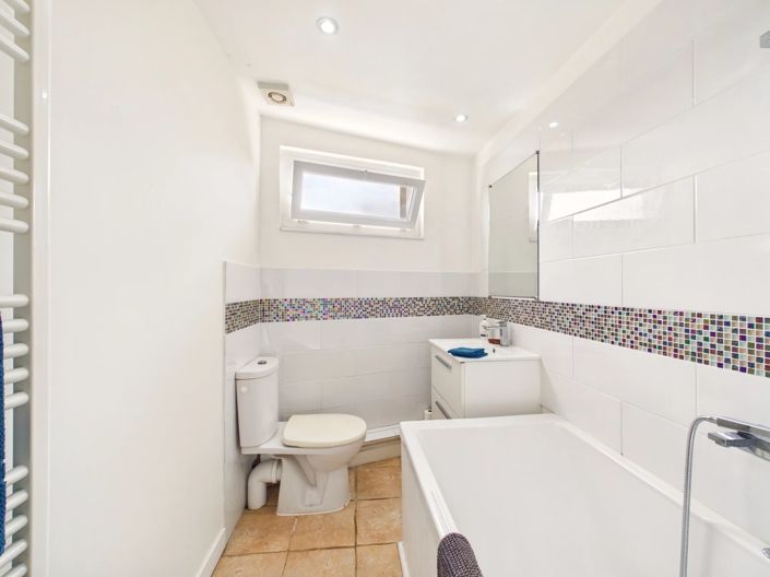 Image No.6-3 Bed Village House for sale