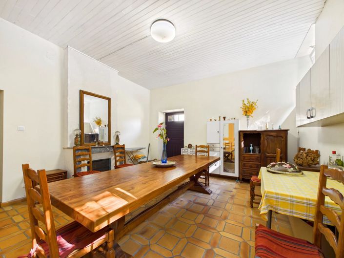 Image No.4-8 Bed Village House for sale