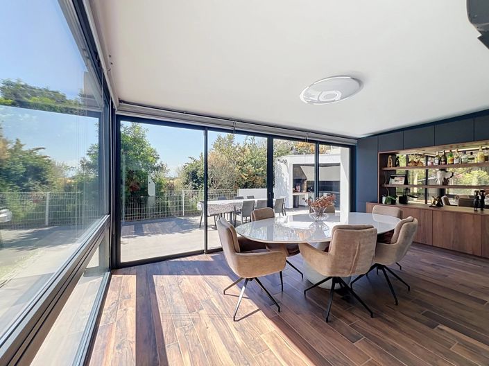 Image No.6-4 Bed House for sale