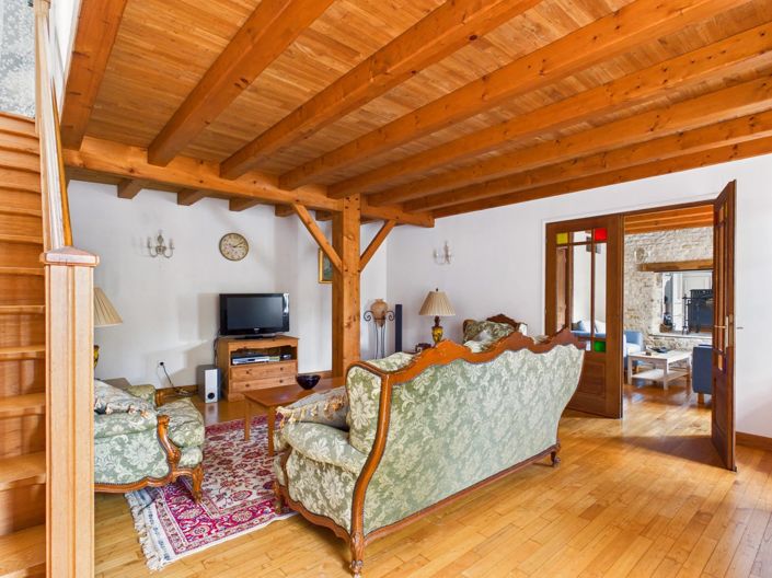 Image No.5-4 Bed Village House for sale