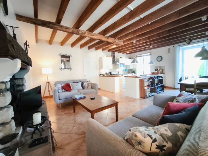 Image No.3-3 Bed House for sale