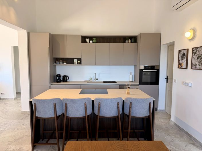 Image No.15-3 Bed House for sale