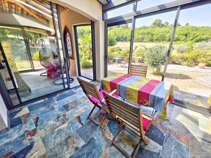 Image No.3-5 Bed House for sale