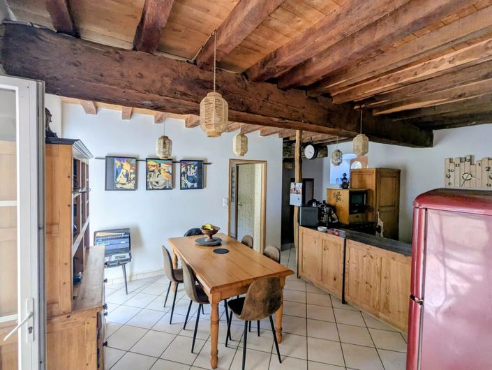 Image No.10-4 Bed House for sale