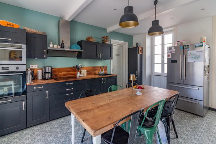 Image No.3-6 Bed House for sale
