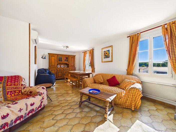 Image No.5-3 Bed House for sale