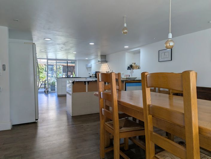 Image No.3-3 Bed House for sale