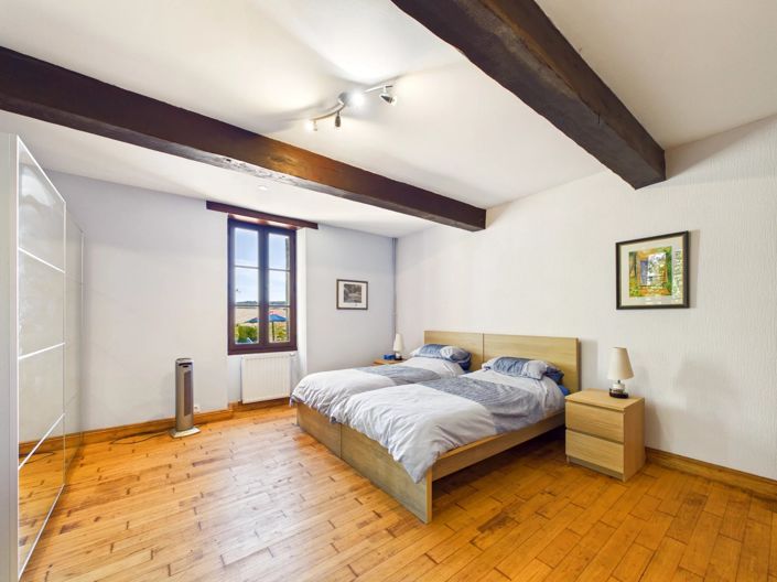 Image No.12-3 Bed Village House for sale