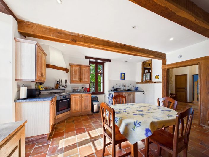 Image No.8-3 Bed Village House for sale