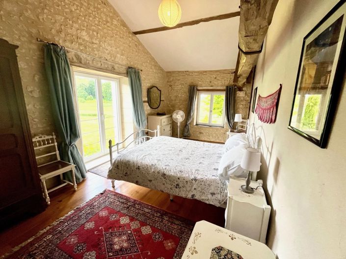 Image No.7-6 Bed Property for sale