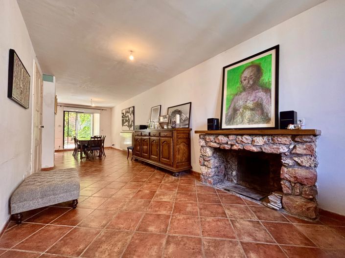 Image No.6-3 Bed House for sale