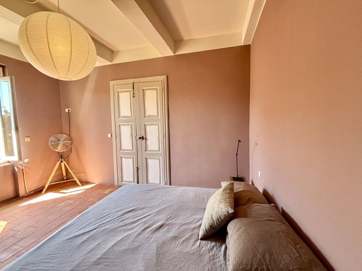 Image No.8-3 Bed House for sale