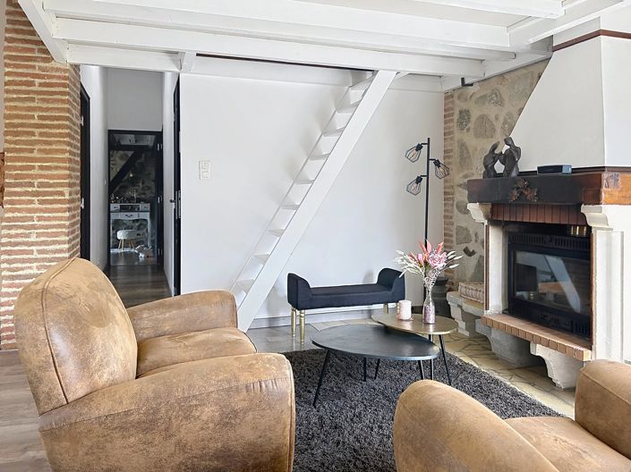 Image No.3-4 Bed Village House for sale