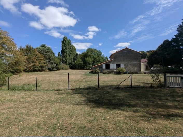 Image No.9-3 Bed House for sale