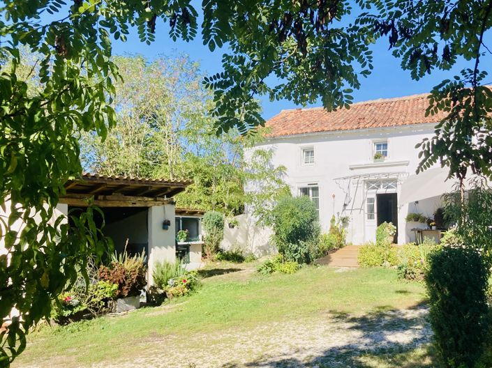 Image No.2-Maison de 4 chambres à vendre