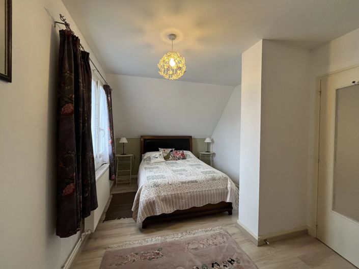 Image No.7-4 Bed Village House for sale