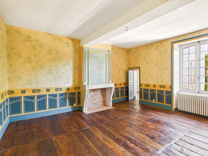 Image No.12-9 Bed House for sale
