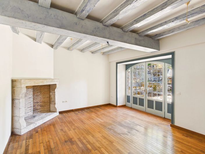 Image No.13-9 Bed House for sale
