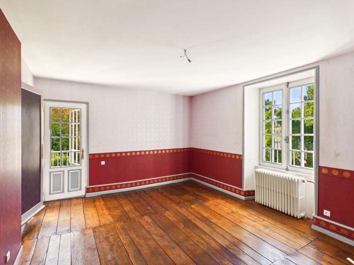 Image No.9-9 Bed House for sale