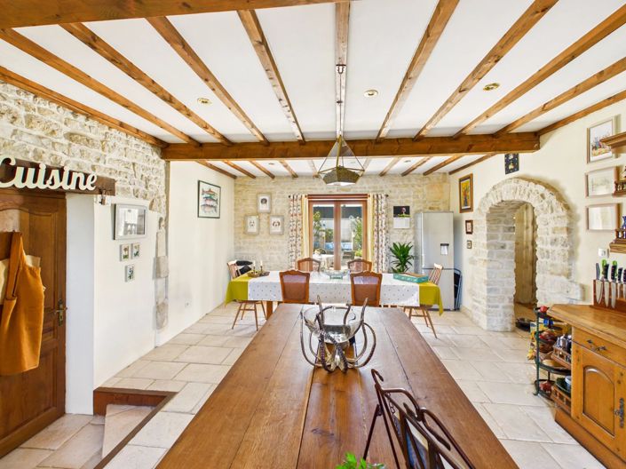Image No.4-5 Bed House for sale