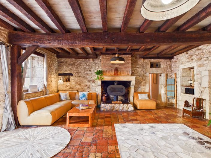 Image No.7-5 Bed House for sale