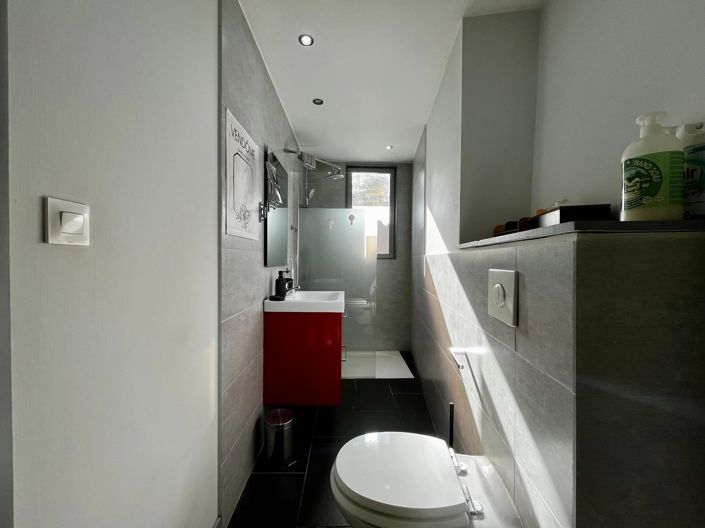 Image No.11-3 Bed Village House for sale