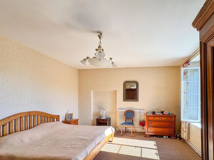 Image No.13-7 Bed Village House for sale