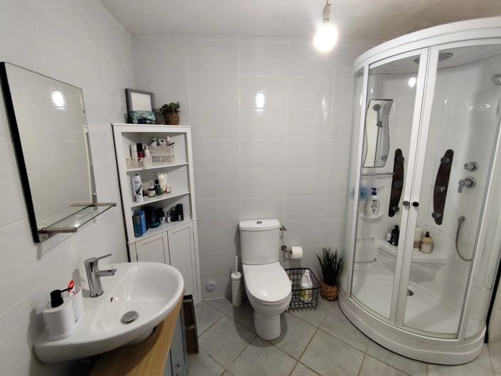 Image No.8-2 Bed Village House for sale