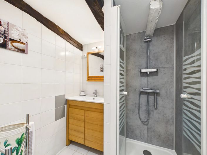 Image No.13-4 Bed House for sale