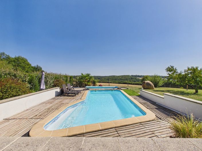 Image No.2-4 Bed House for sale