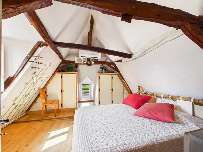 Image No.6-4 Bed House for sale