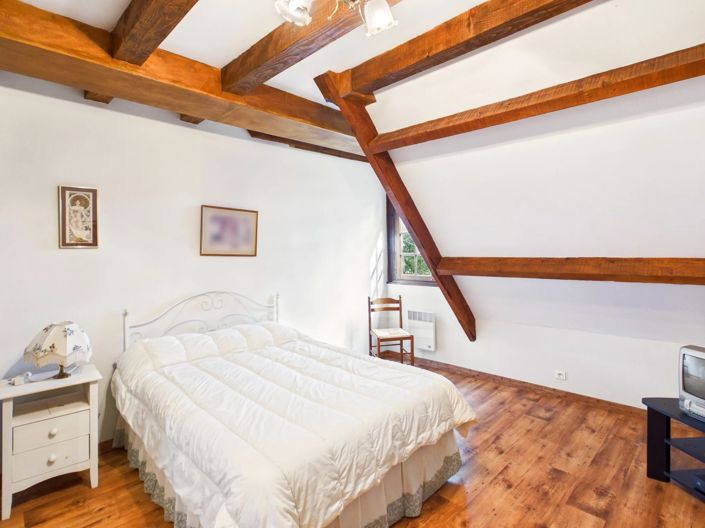 Image No.11-5 Bed House for sale