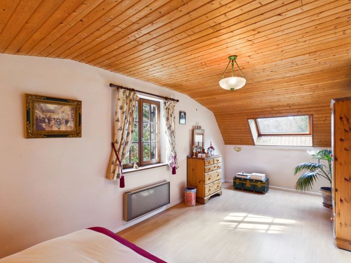 Image No.14-5 Bed House for sale