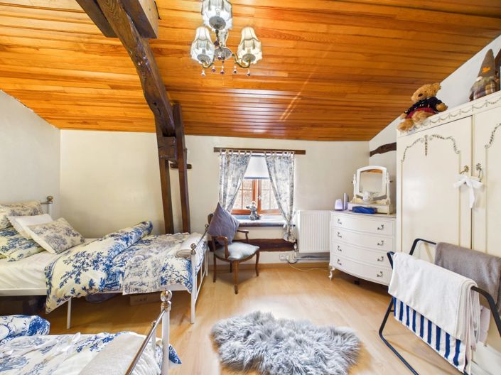 Image No.14-5 Bed House for sale