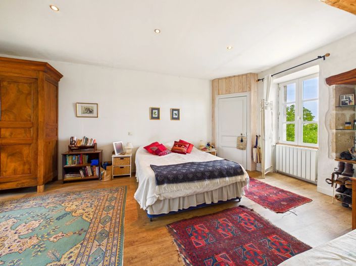 Image No.4-4 Bed House for sale