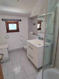 vai295000ej