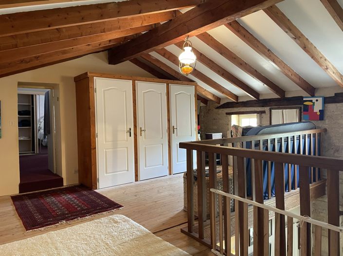 Image No.7-4 Bed House for sale