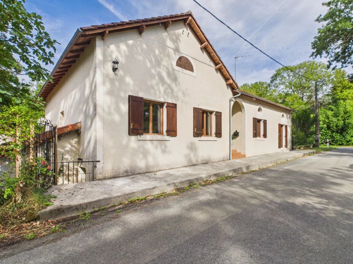 Image No.15-4 Bed House for sale